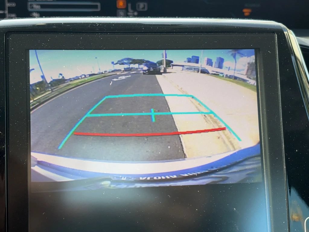 Used 2018 Toyota Prius Prime Plus FWD image 18