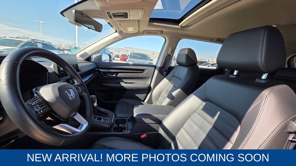 Used 2025 Honda CR-V EX-L image 11