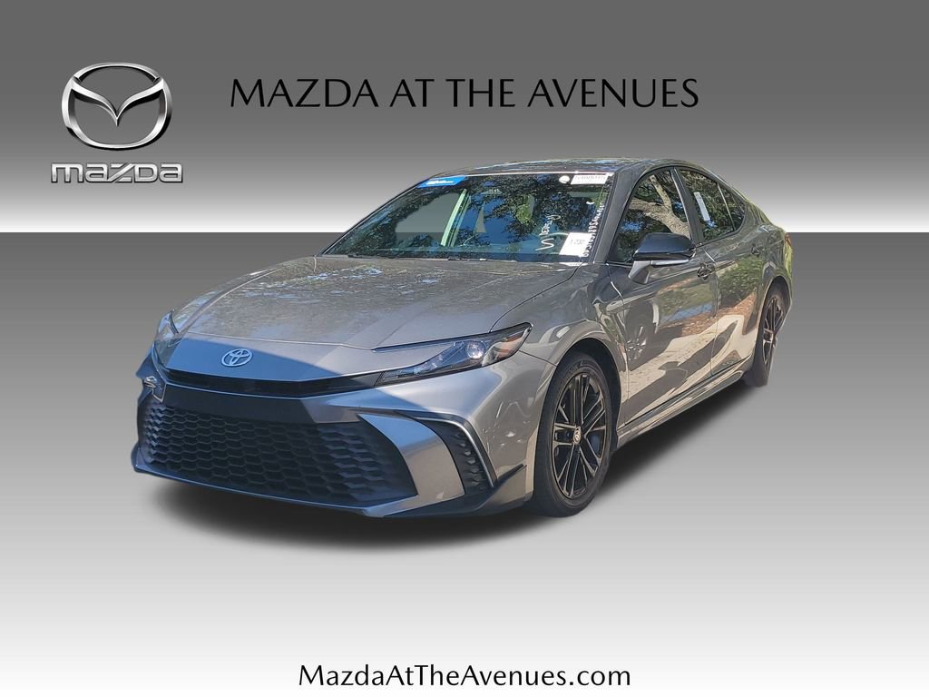 Used 2025 Toyota Camry SE