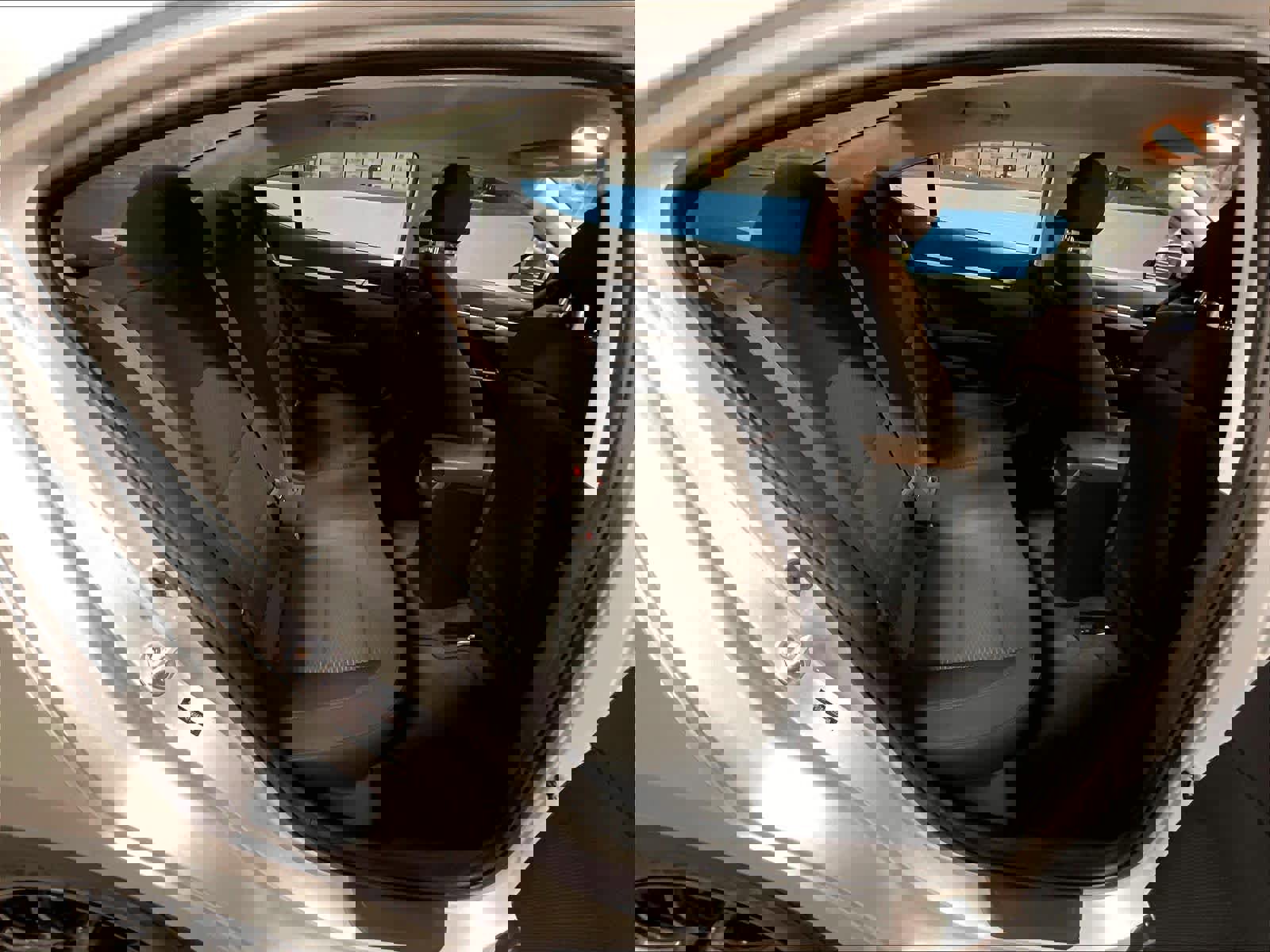 Used 2019 Hyundai Elantra SE w/ Cargo Package image 16