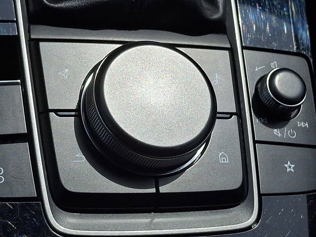 Used 2024 MAZDA MAZDA3 s FWD image 26