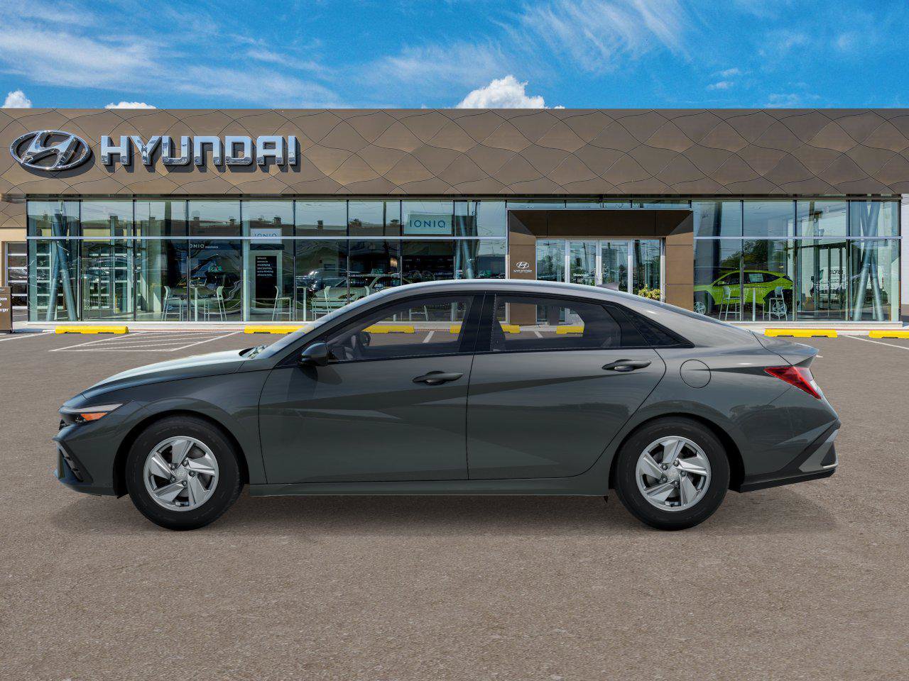 New 2026 Hyundai Elantra SE FWD image 3