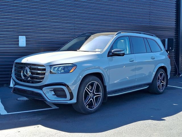 Used 2024 Mercedes-Benz GLS 450 4MATIC video 1