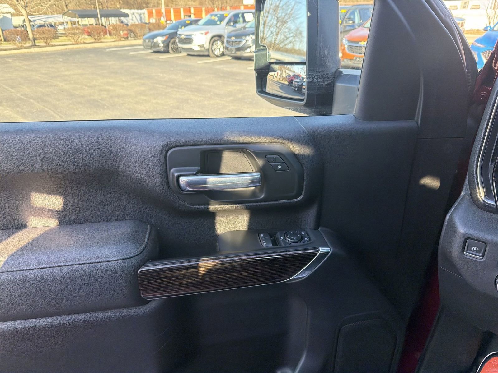 Used 2024 GMC Sierra 3500 SLE w/ SLE Convenience Package image 17