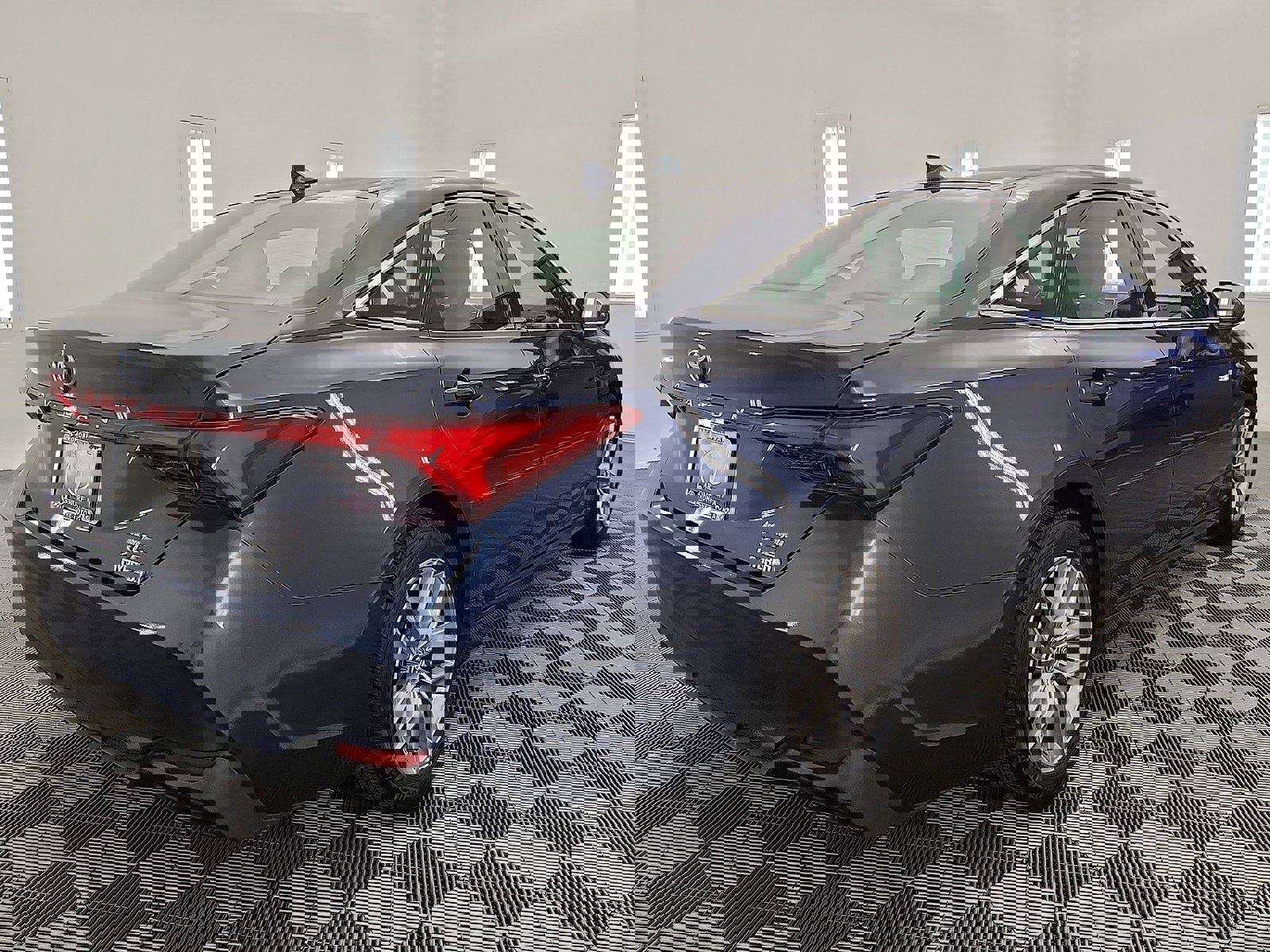 Certified 2019 Toyota Avalon XLE image 25