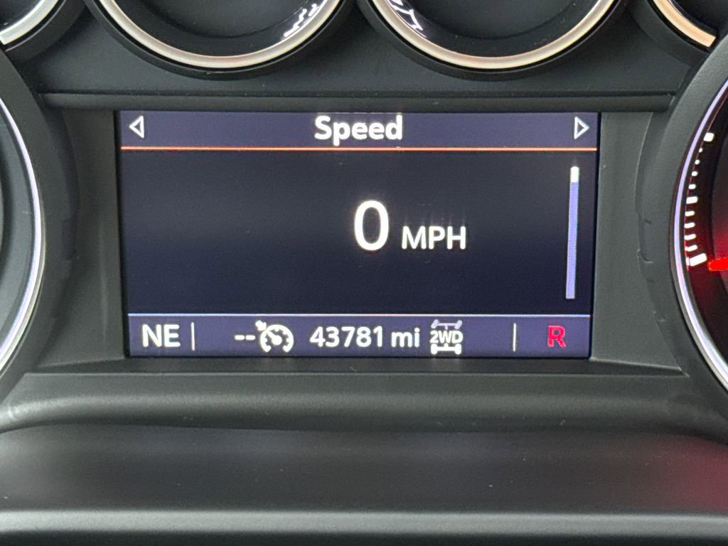 Used 2022 Chevrolet Silverado 1500 LT image 30