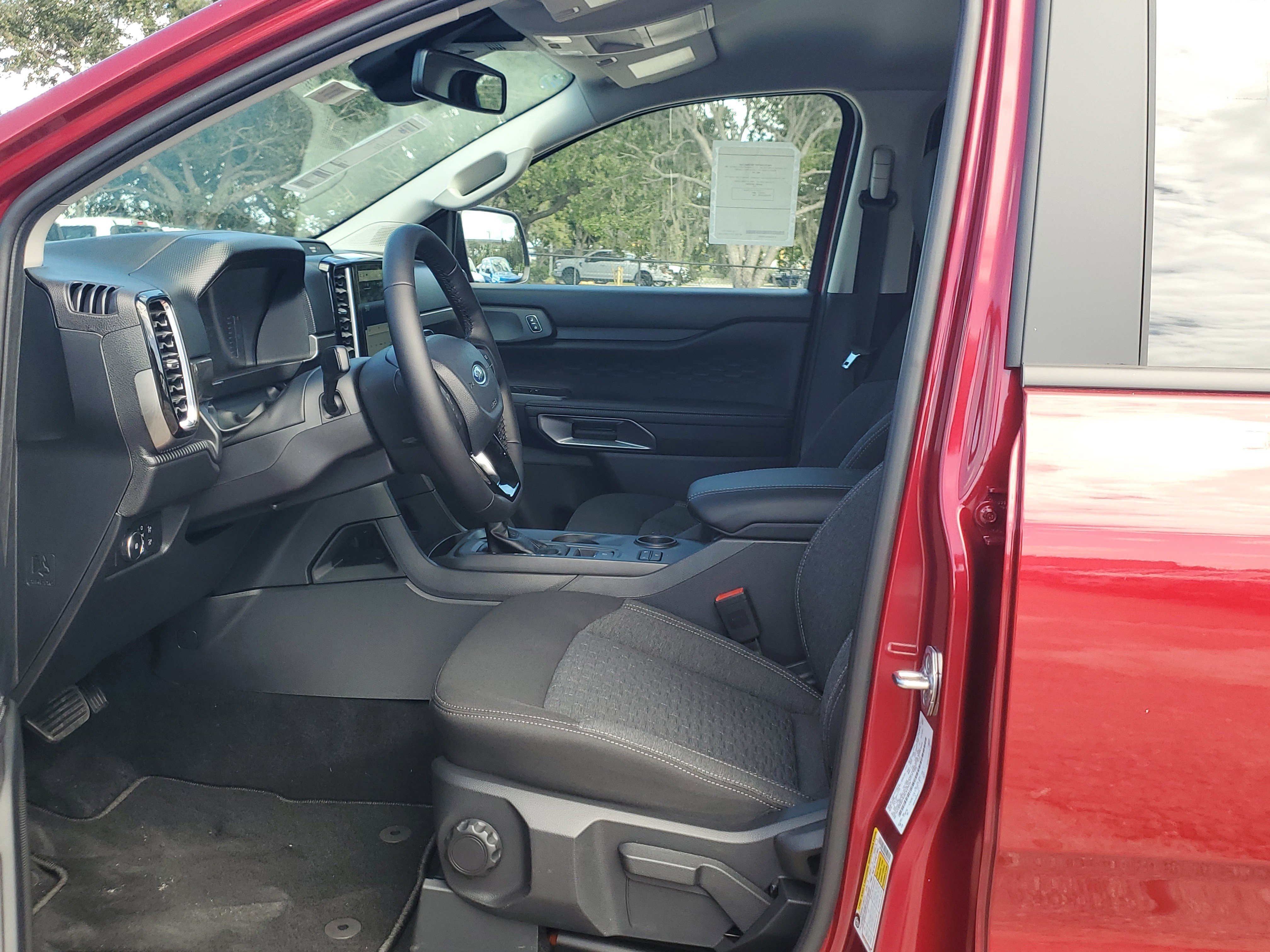 New 2025 Ford Ranger XLT w/ Trailer Tow Package RWD image 17
