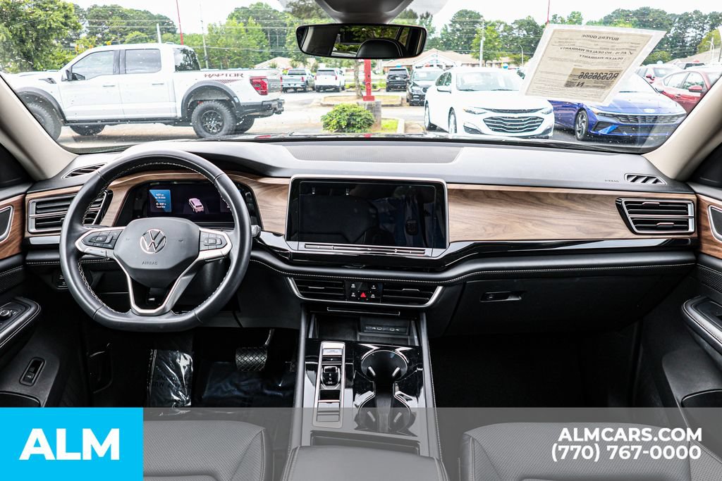 Used 2024 Volkswagen Atlas SE FWD image 31