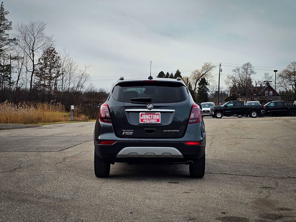 Used 2018 Buick Encore Preferred image 5