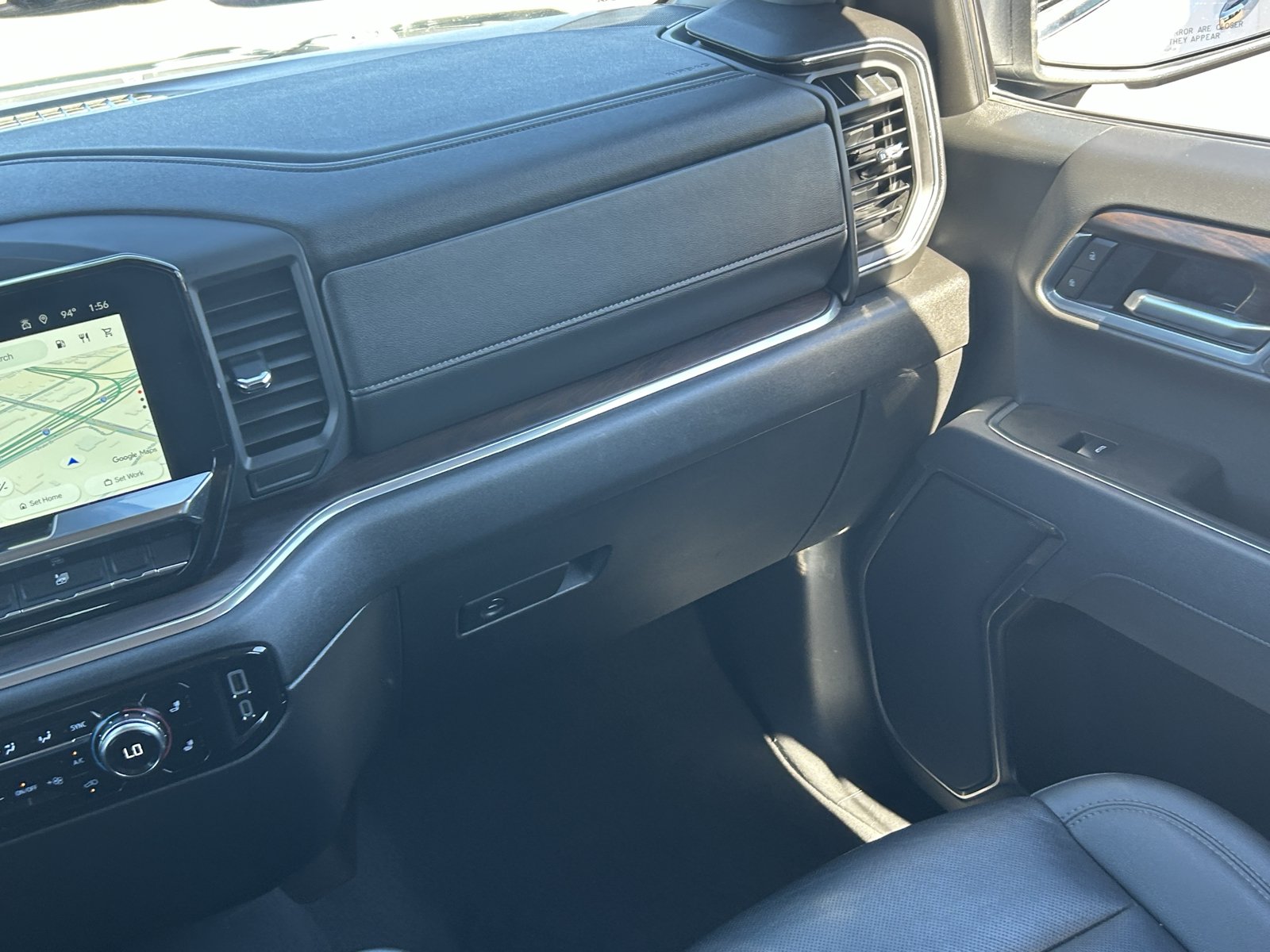 Certified 2025 GMC Sierra 1500 SLT RWD image 18