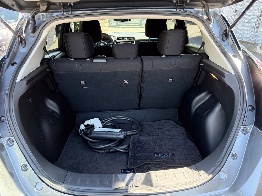 Used 2024 Nissan Leaf SV Plus FWD image 9