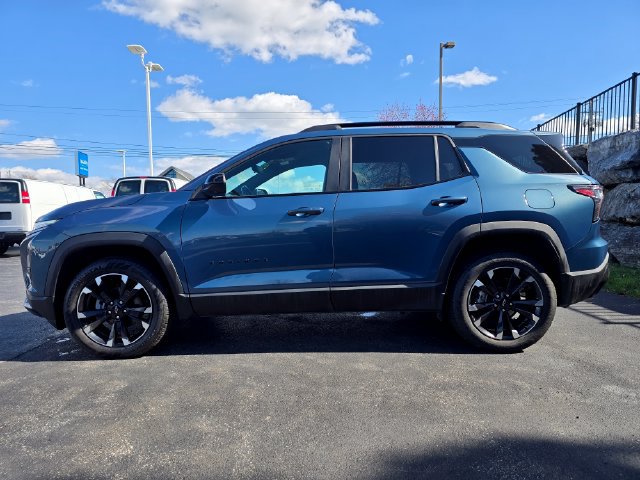 Used 2025 Chevrolet Equinox RS w/ Safety and Technology Package AWD/4WD image 7