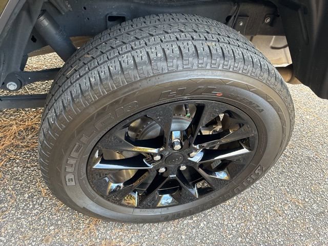 Used 2023 Jeep Gladiator Overland image 13