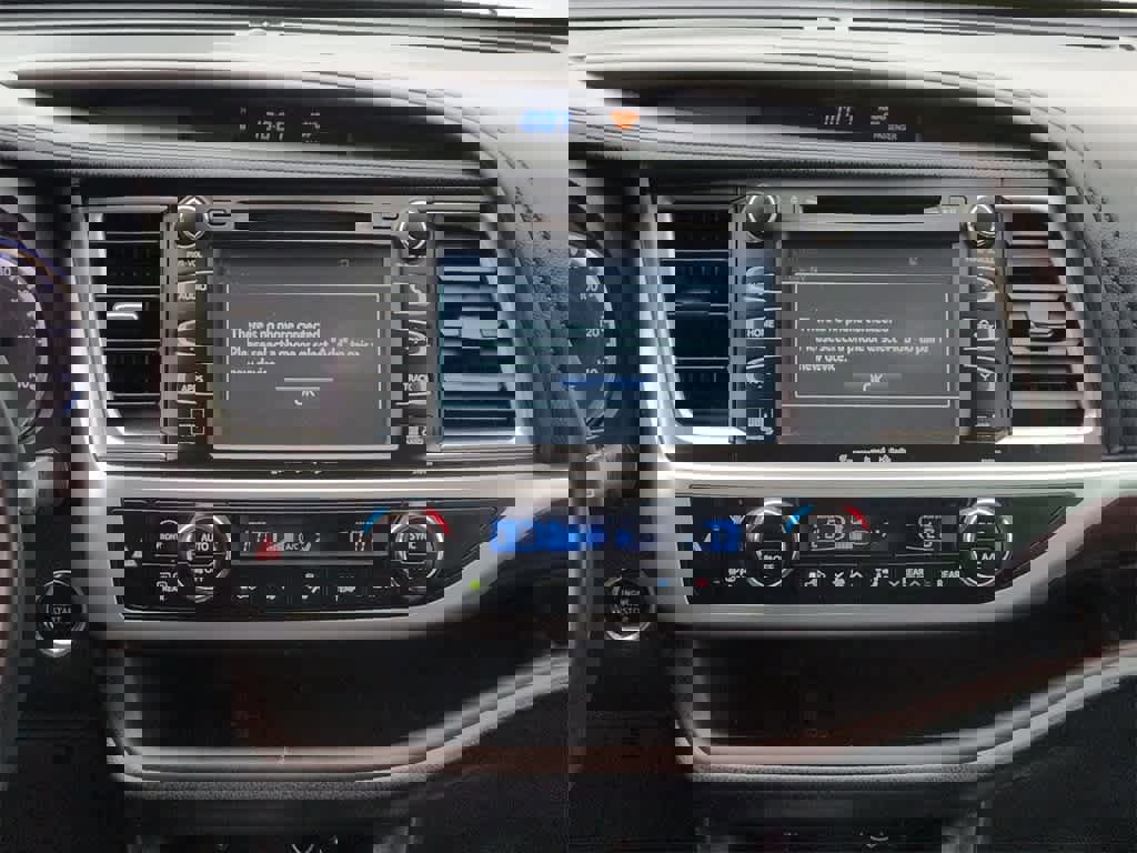 Used 2016 Toyota Highlander Limited Platinum image 30