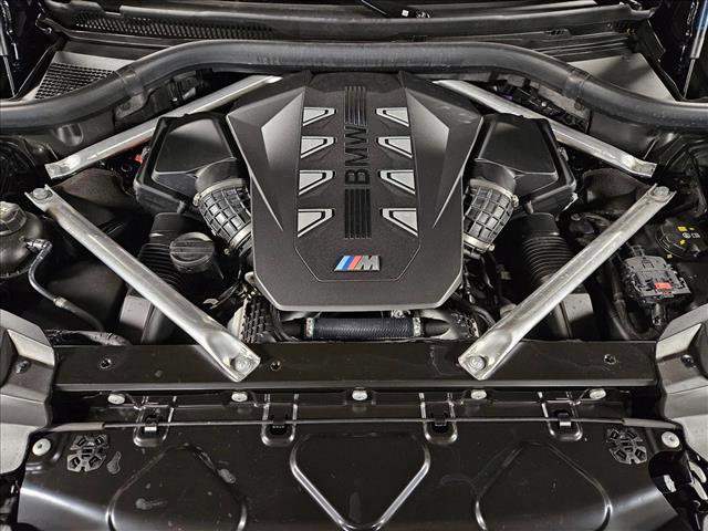 Certified 2024 BMW X7 M60i w/ Executive Package image 22