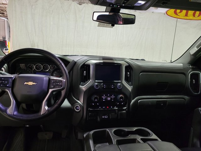 Used 2019 Chevrolet Silverado 1500 LT w/ All-Star Edition image 4