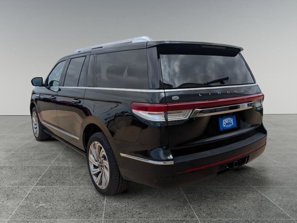 Used 2022 Lincoln Navigator L Reserve image 5