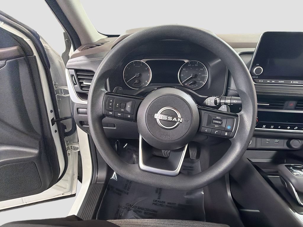 Used 2023 Nissan Rogue SV AWD/4WD image 14