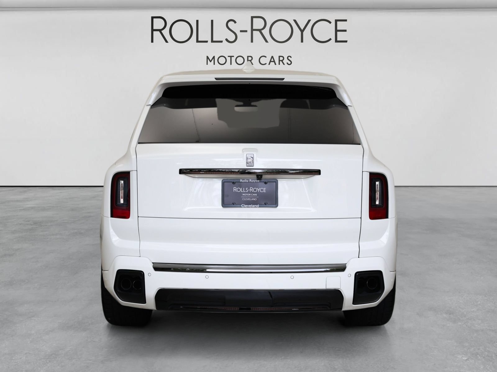 Certified 2025 Rolls-Royce Cullinan Black Badge AWD/4WD image 11