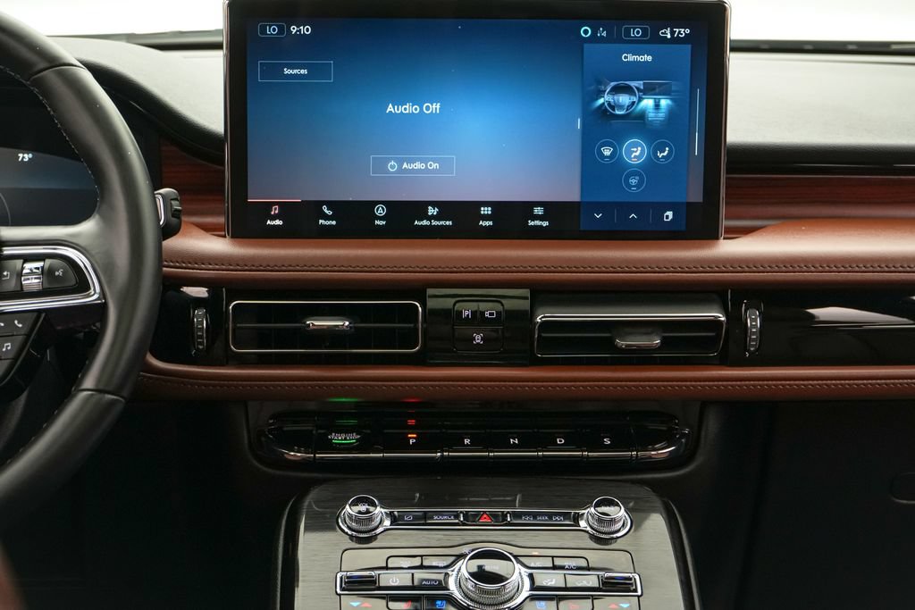 Used 2023 Lincoln Nautilus Reserve w/ Equipment Group 201A FWD image 15