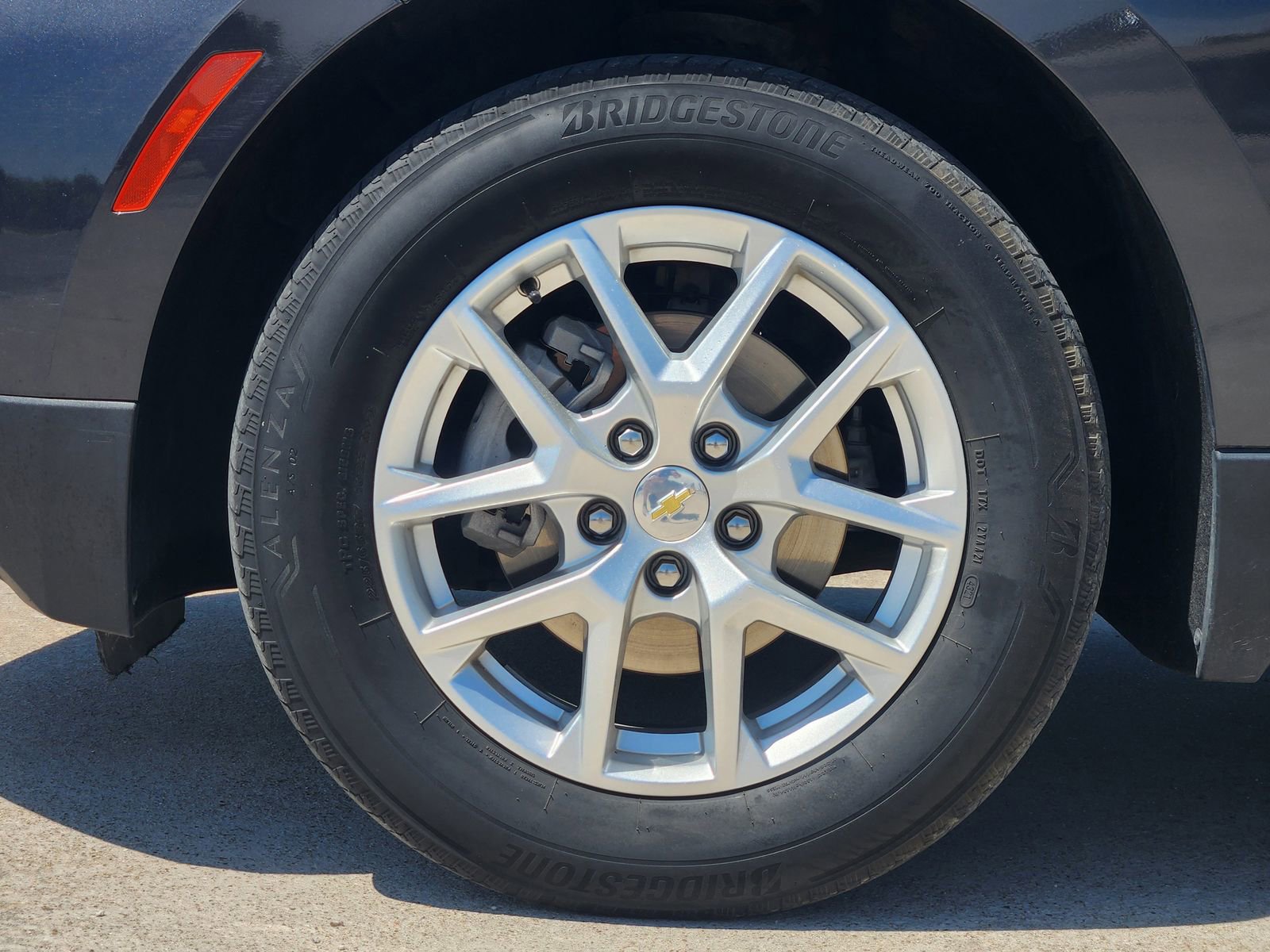 Used 2022 Chevrolet Equinox LT image 11