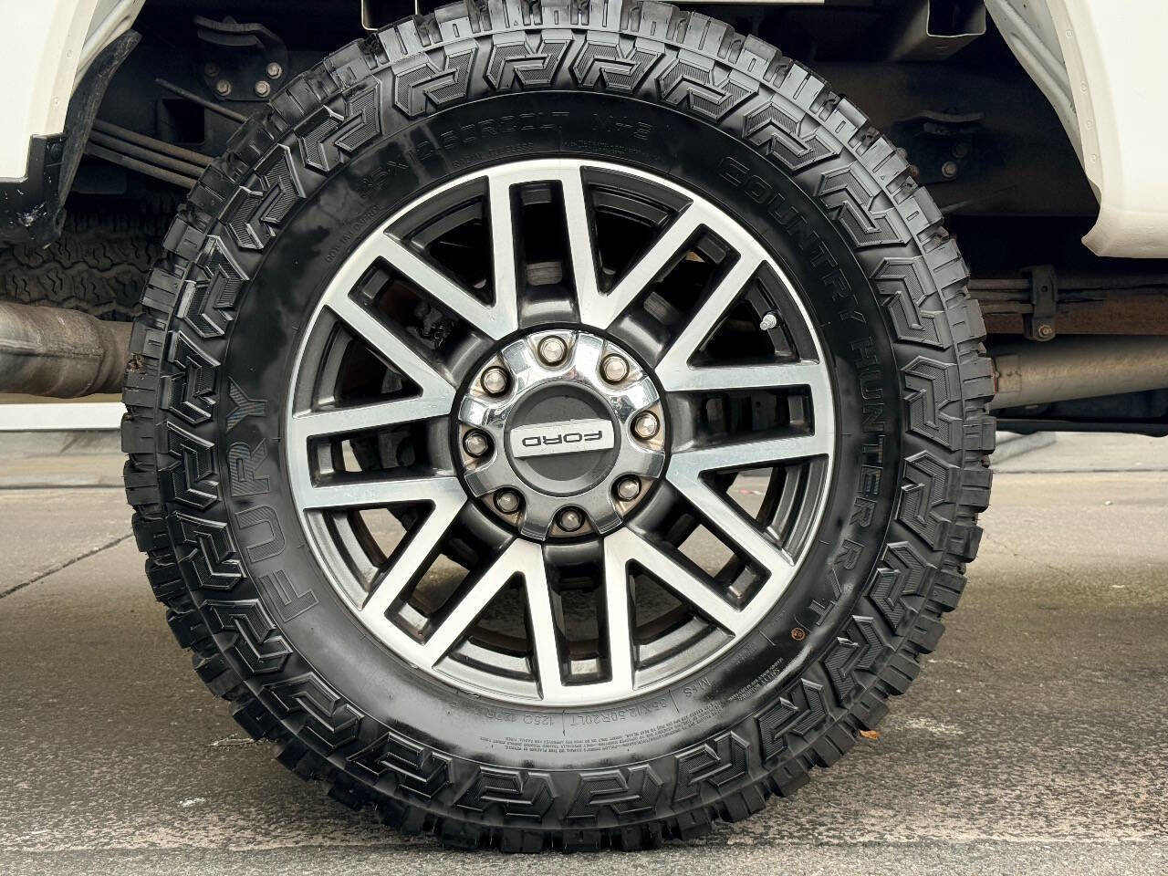 Used 2017 Ford F350 Lariat w/ FX4 Off-Road Package image 14