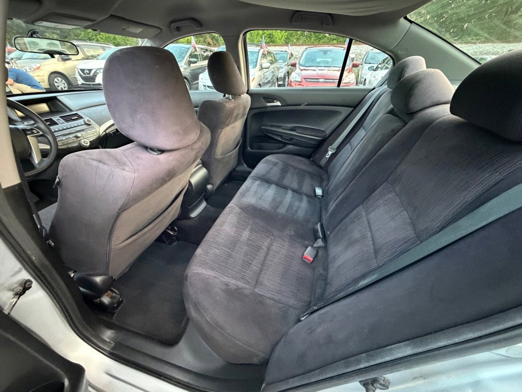 Used 2012 Honda Accord LX image 10