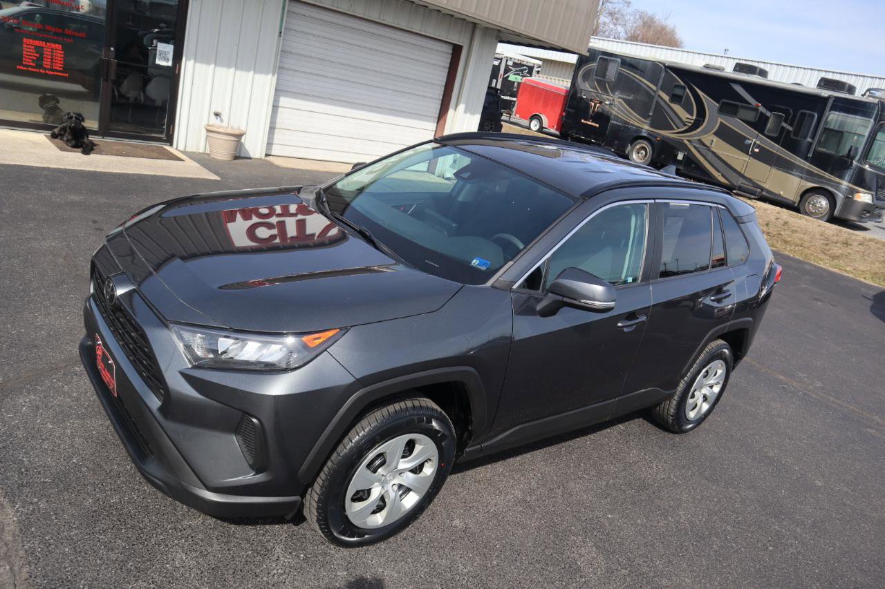Used 2019 Toyota RAV4 LE w/ All Weather Liner Package AWD/4WD image 23