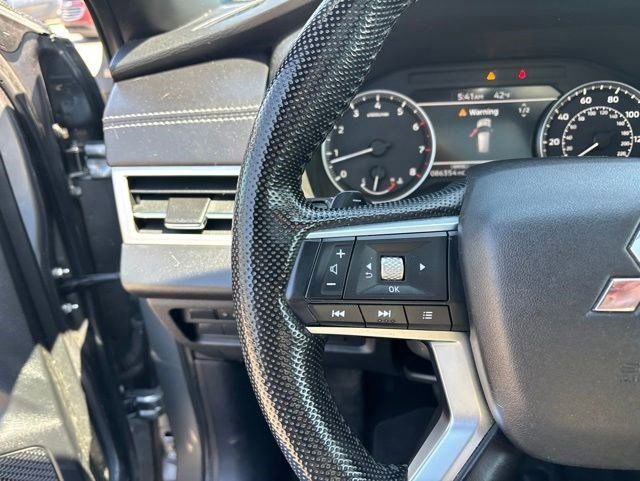 Used 2022 Mitsubishi Outlander SEL Black Edition AWD/4WD image 17