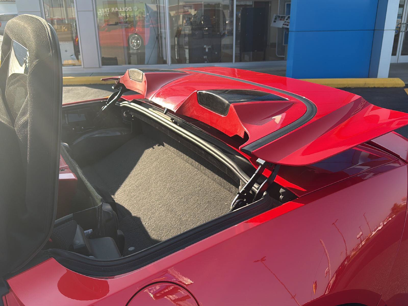 Used 2017 Chevrolet Corvette Stingray Convertible RWD image 27