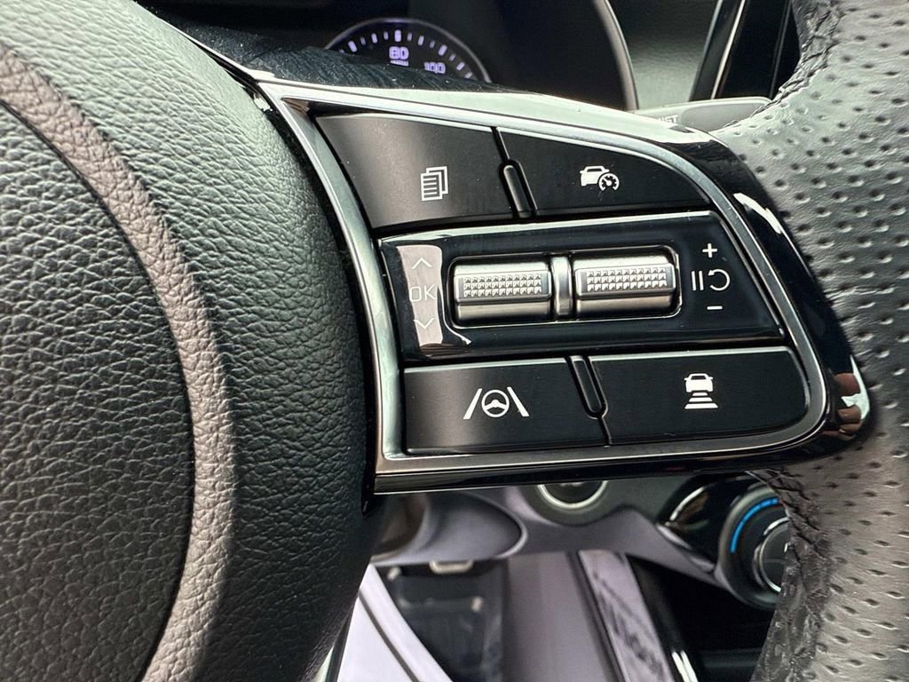 Used 2024 Kia Forte GT-Line w/ GT-Line Premium Package image 17