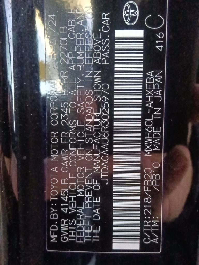 Used 2024 Toyota Prius LE image 33