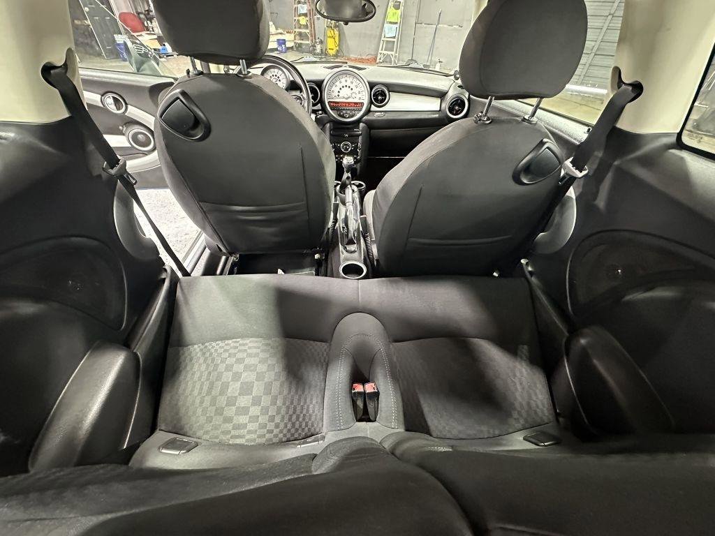 Used 2012 MINI Cooper Hardtop image 25