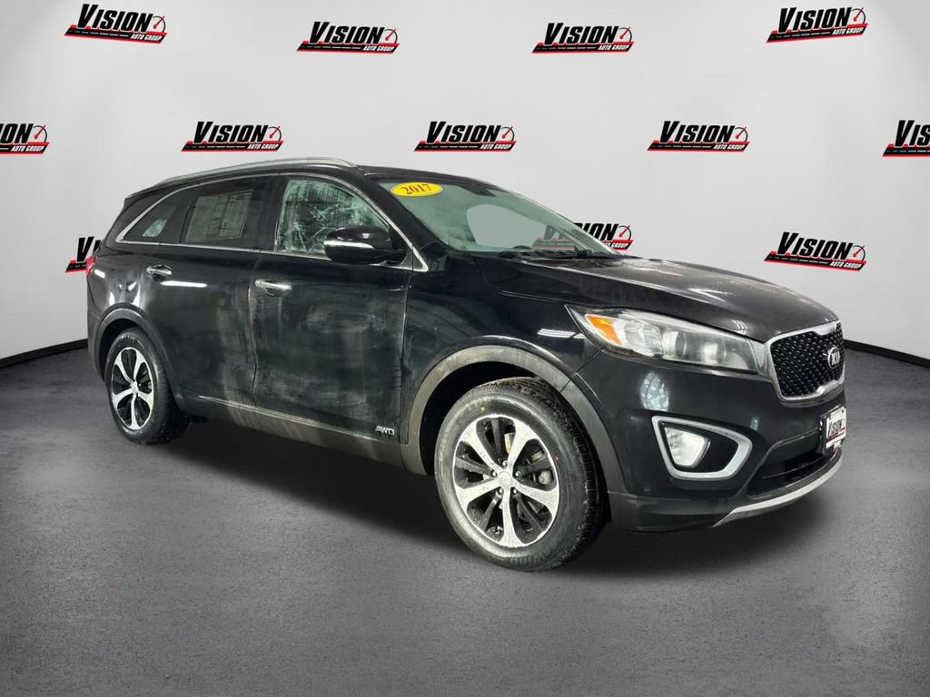 Used 2017 Kia Sorento EX image 3