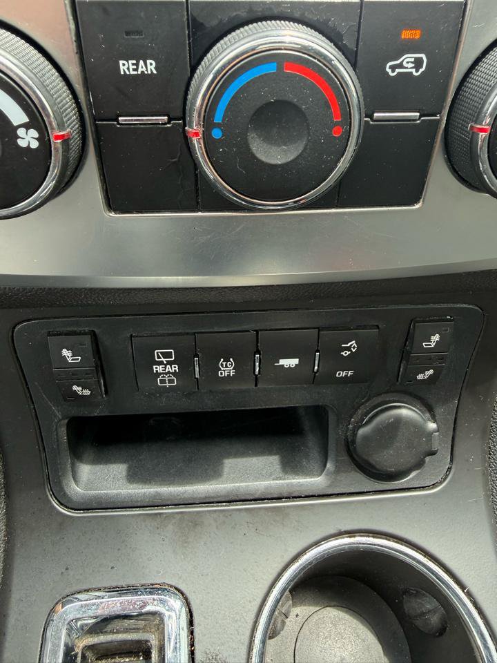 Used 2013 GMC Acadia SLE AWD/4WD image 22