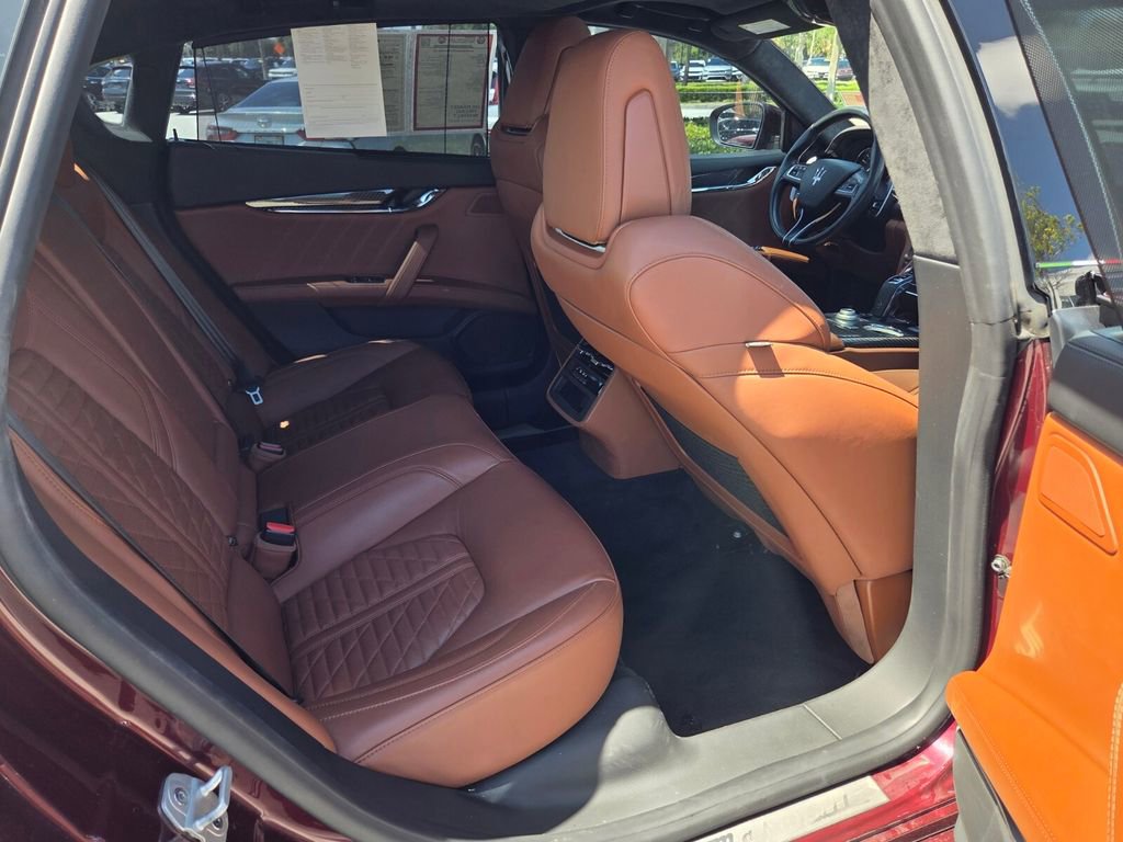 Used 2022 Maserati Quattroporte Trofeo RWD image 30