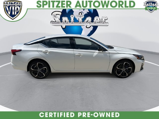 Used 2023 Nissan Altima 2.5 SR AWD/4WD image 10