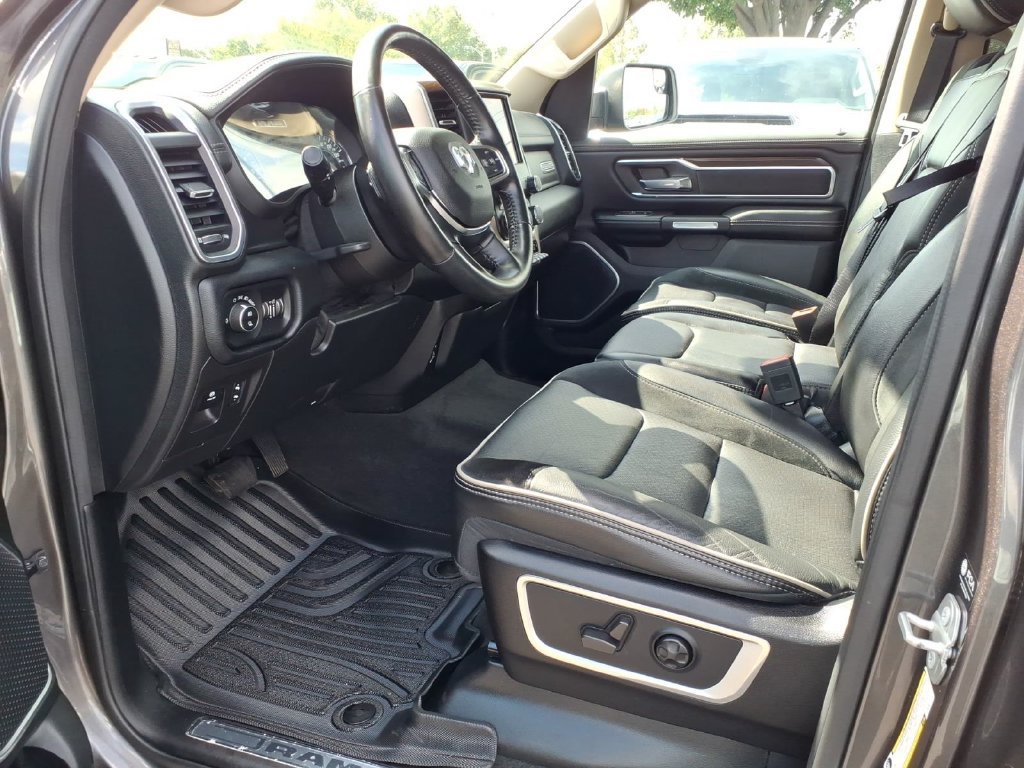 Used 2021 RAM 1500 Laramie AWD/4WD image 14