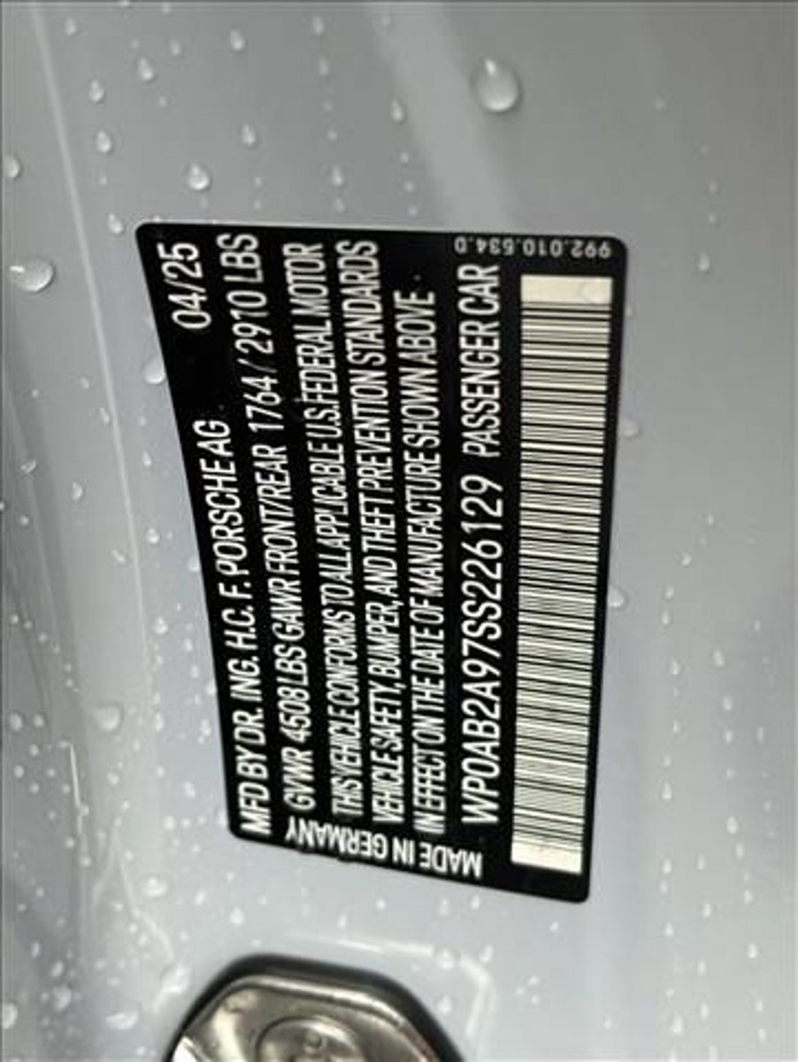 Certified 2025 Porsche 911 Carrera GTS image 26