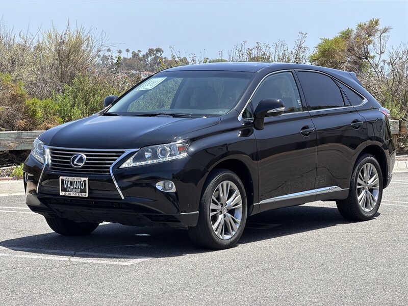 Used 2013 Lexus RX 450h FWD w/ Navigation Pkg image 2