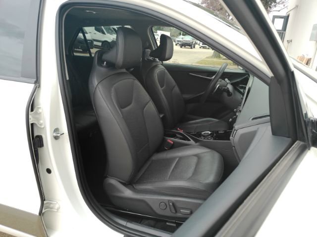 Used 2023 Kia Niro Wave w/ Wave Preserve Package image 24