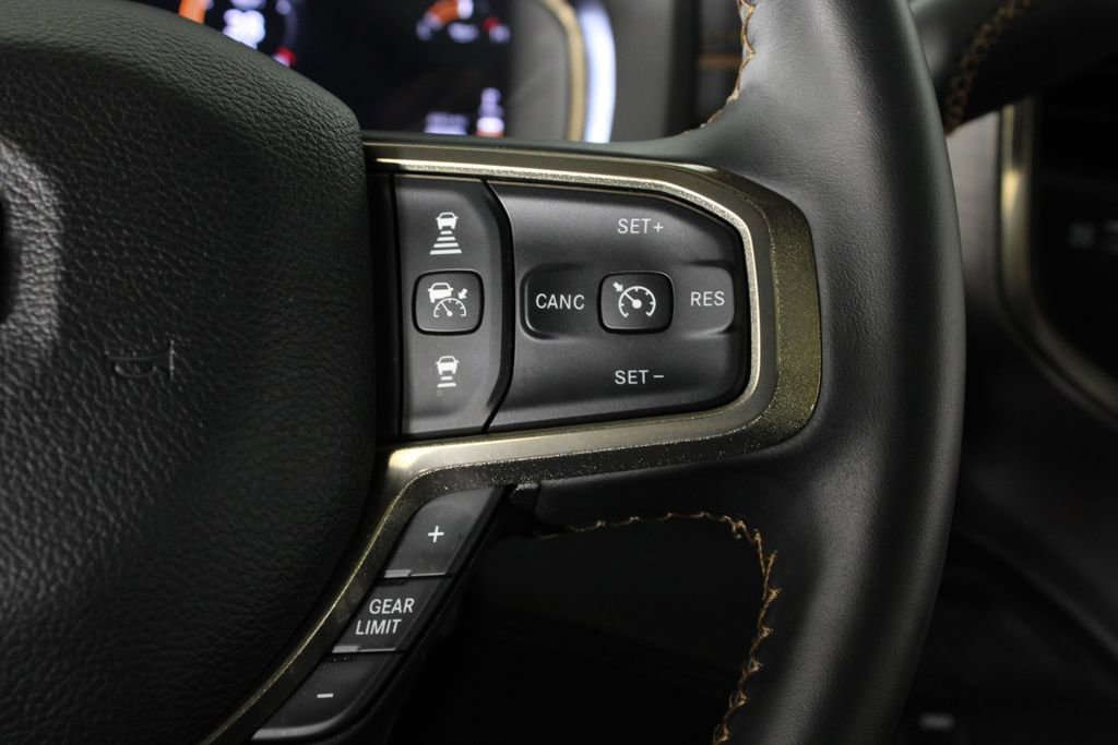 Used 2024 RAM 2500 Limited w/ Safety Group image 27