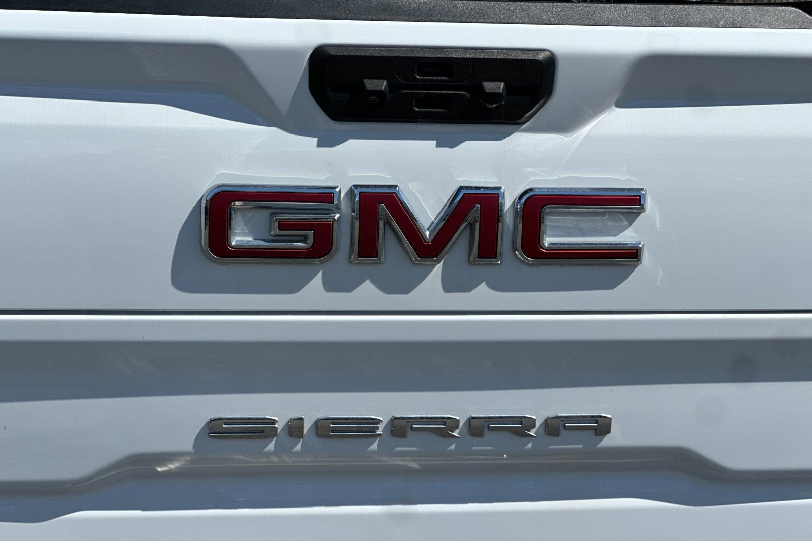 Used 2025 GMC Sierra 1500 AT4 w/ AT4 Premium Package AWD/4WD image 47