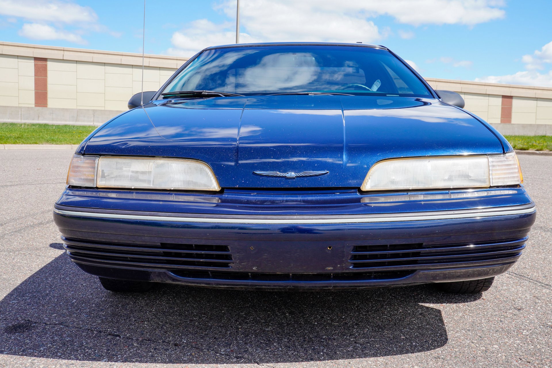 Used 1991 Ford Thunderbird RWD image 9