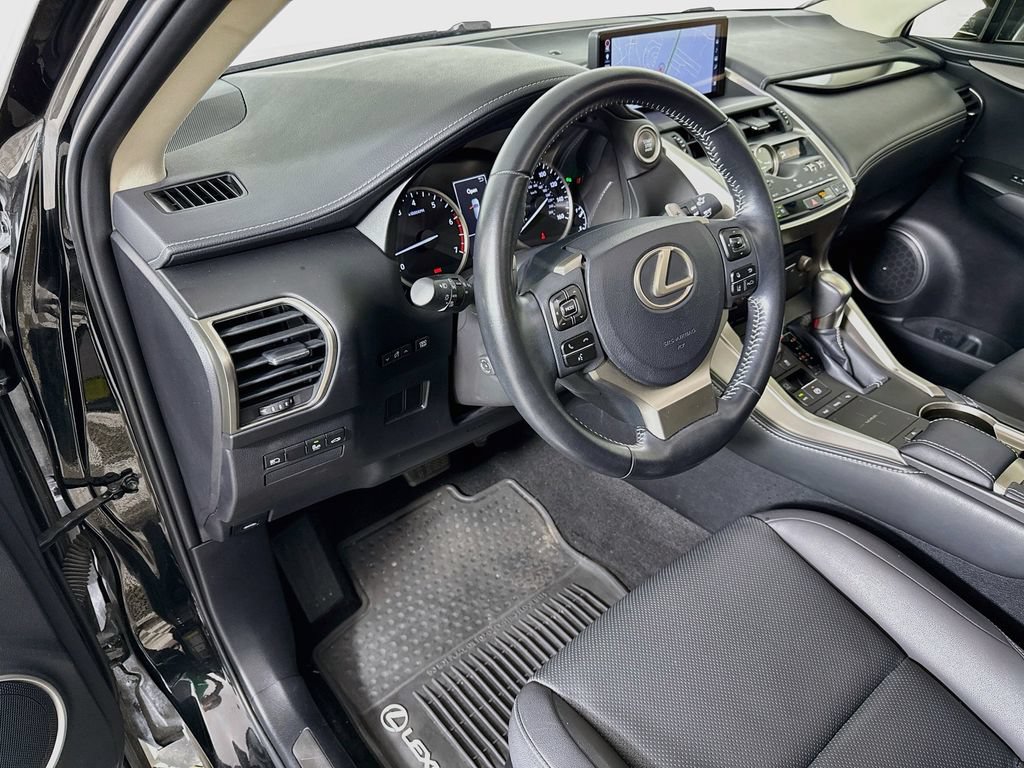 Used 2018 Lexus NX 300 FWD w/ Premium Package image 9