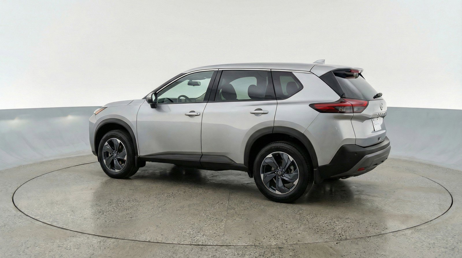Used 2025 Nissan Rogue SV image 6