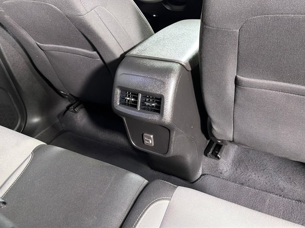 Used 2019 Chevrolet Equinox LS FWD image 29