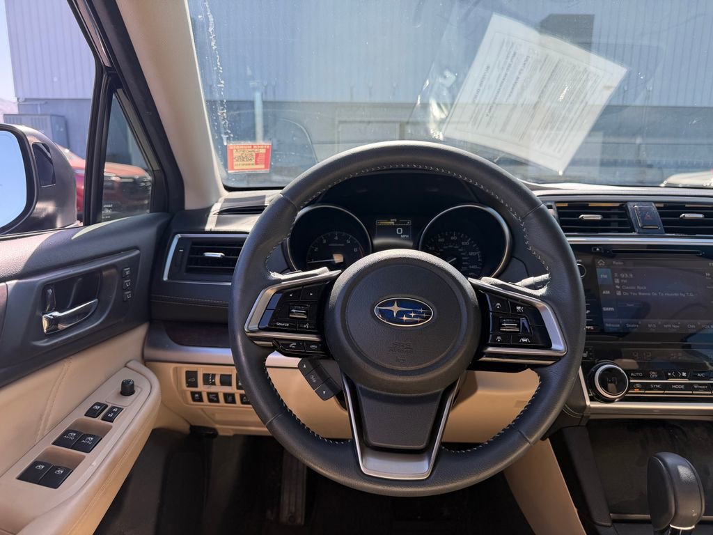Used 2019 Subaru Outback 2.5i Limited AWD/4WD image 8