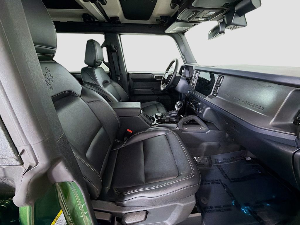 Used 2025 Ford Bronco Badlands image 22
