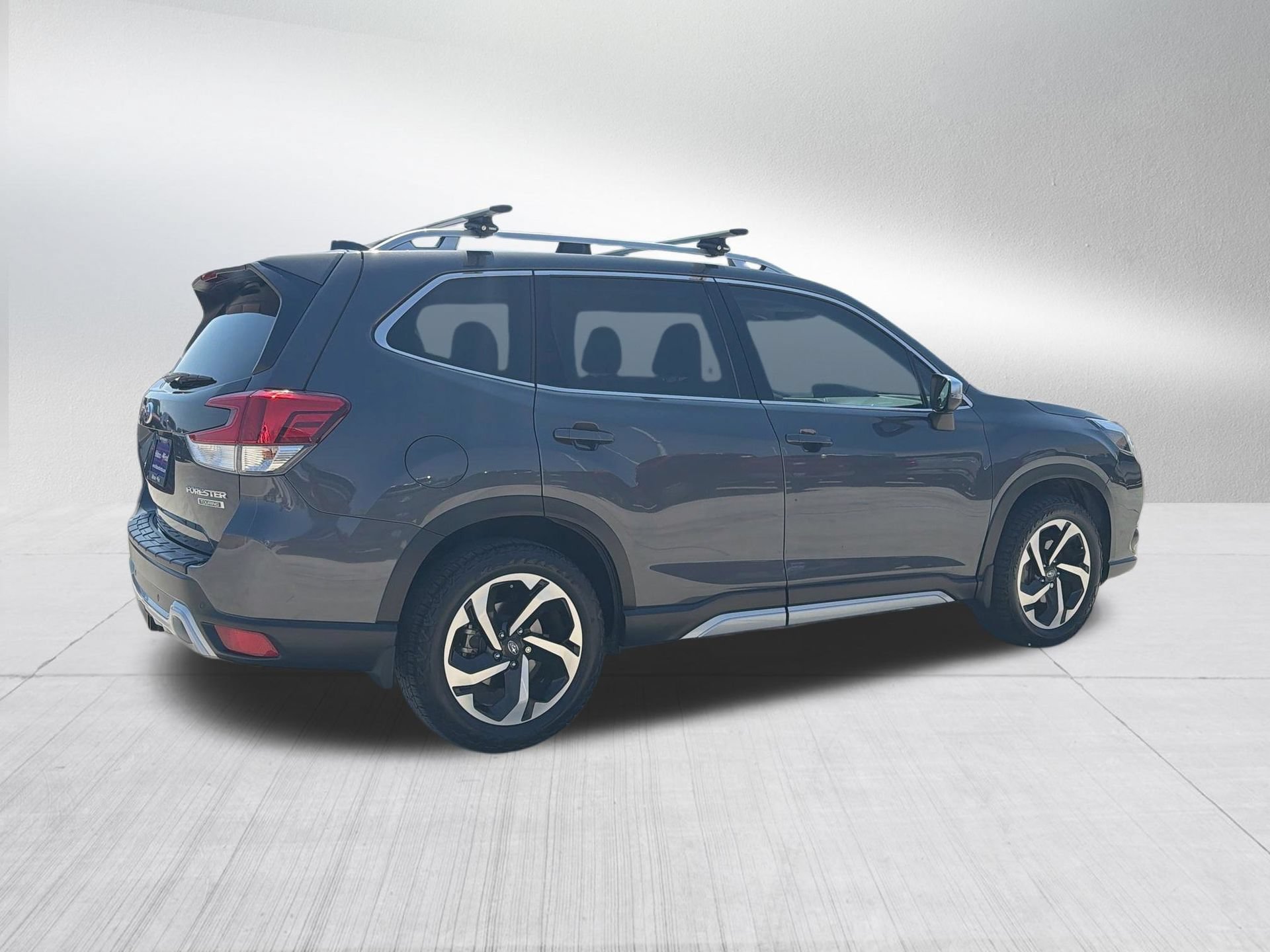 Used 2022 Subaru Forester Touring w/ Popular Package #2 AWD/4WD image 7